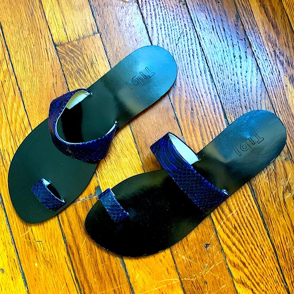 Tibi Blue and Black “Cedrick” snake toe ring sandals size 39 US 9 - Picture 3 of 4